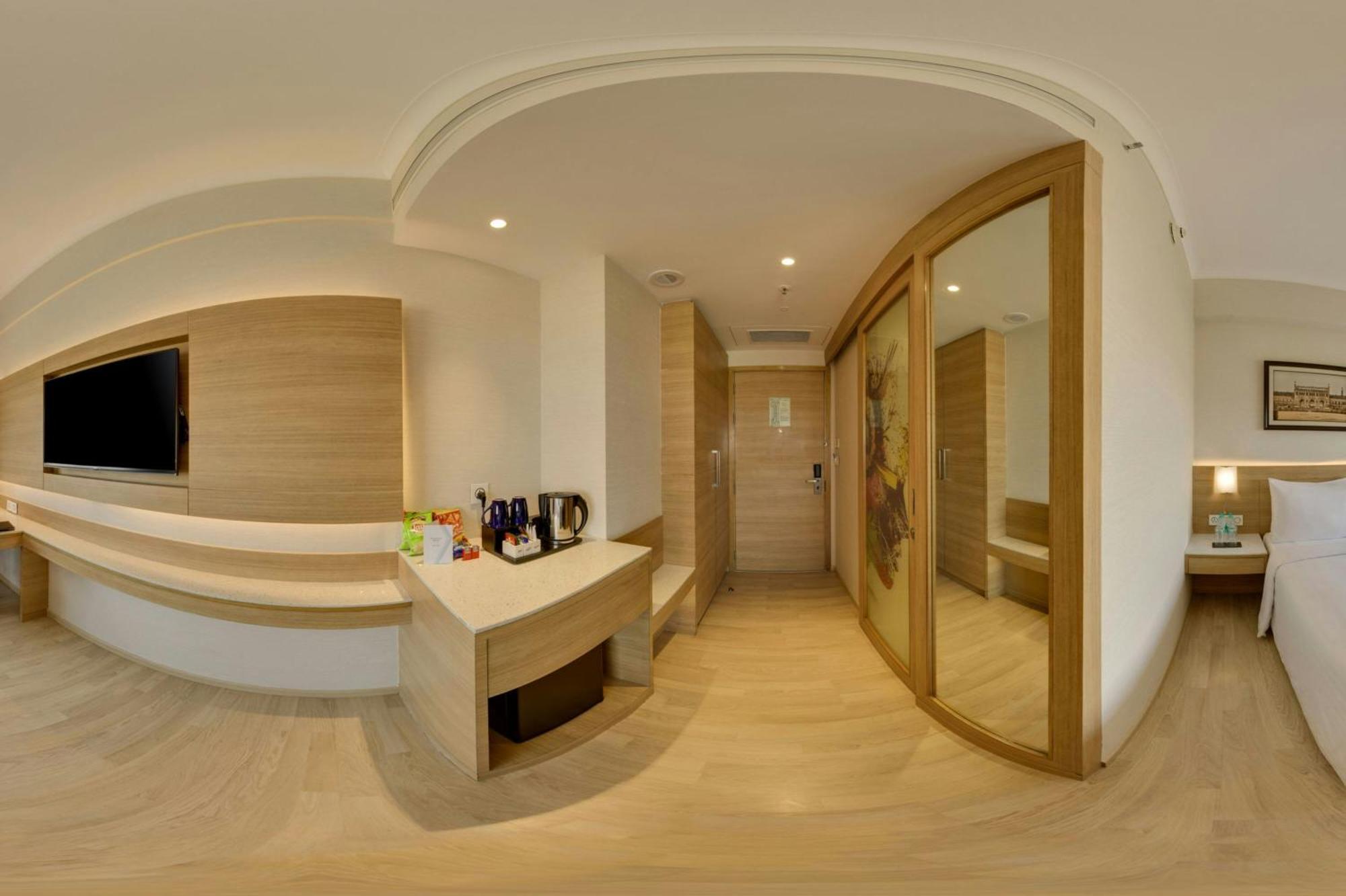 Fairfield By Marriott Lucknow Hotel Exterior photo